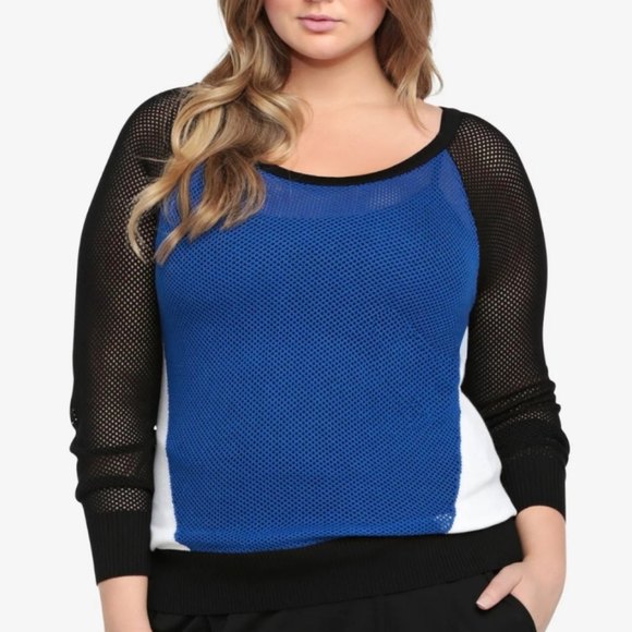NWT Torrid Woman’s Plus Size Mesh Colorblock Sweater Size 2XL - Picture 1 of 7